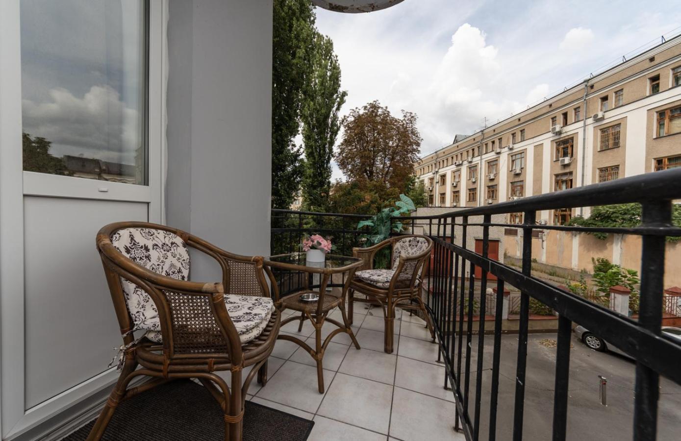 Mini-Hotel Guest Residence Киев Экстерьер фото