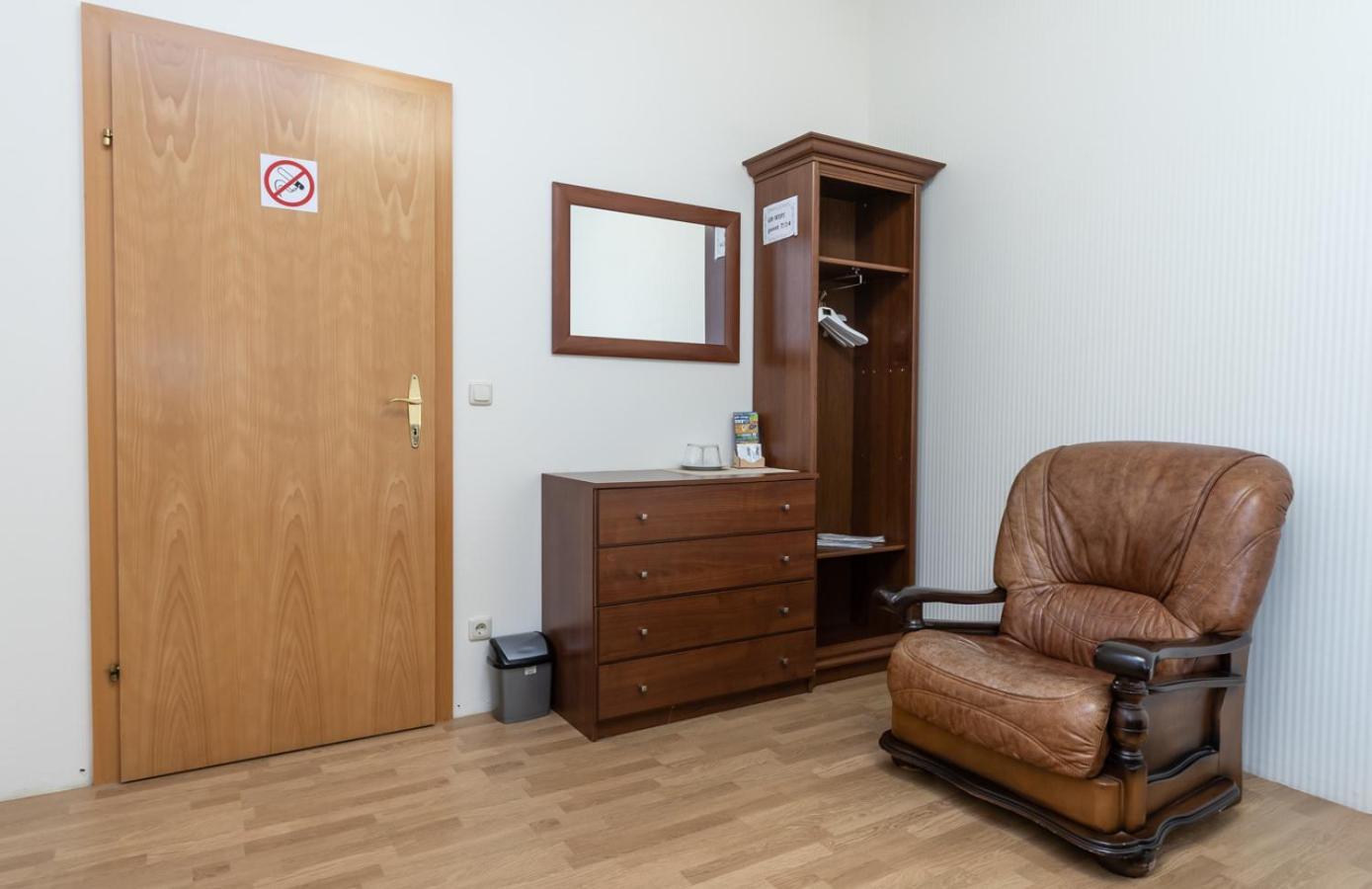 Mini-Hotel Guest Residence Киев Экстерьер фото