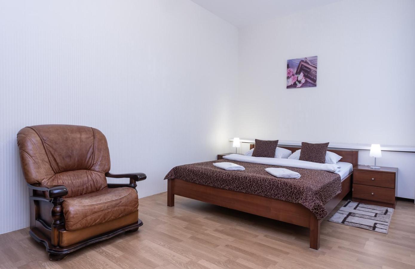 Mini-Hotel Guest Residence Киев Экстерьер фото