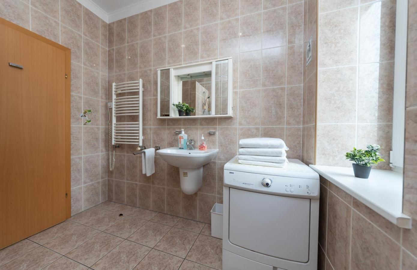 Mini-Hotel Guest Residence Киев Экстерьер фото