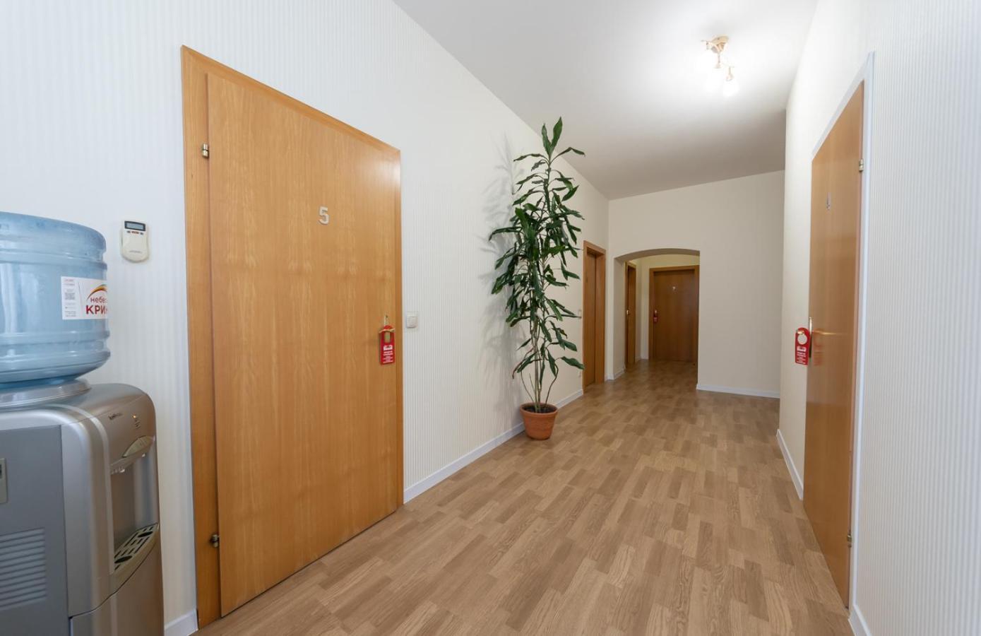 Mini-Hotel Guest Residence Киев Экстерьер фото