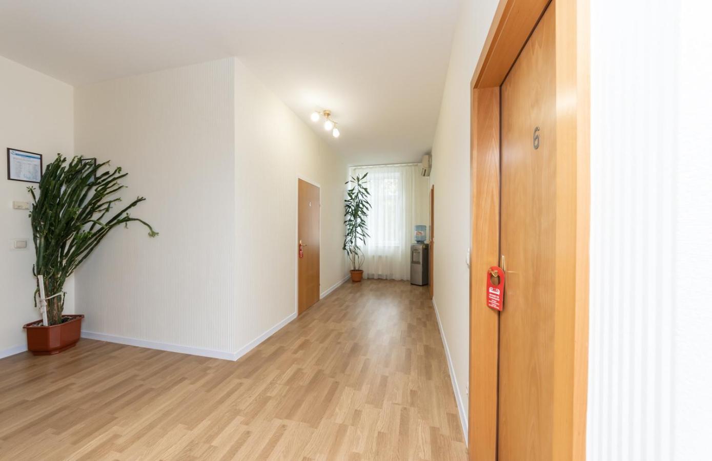 Mini-Hotel Guest Residence Киев Экстерьер фото